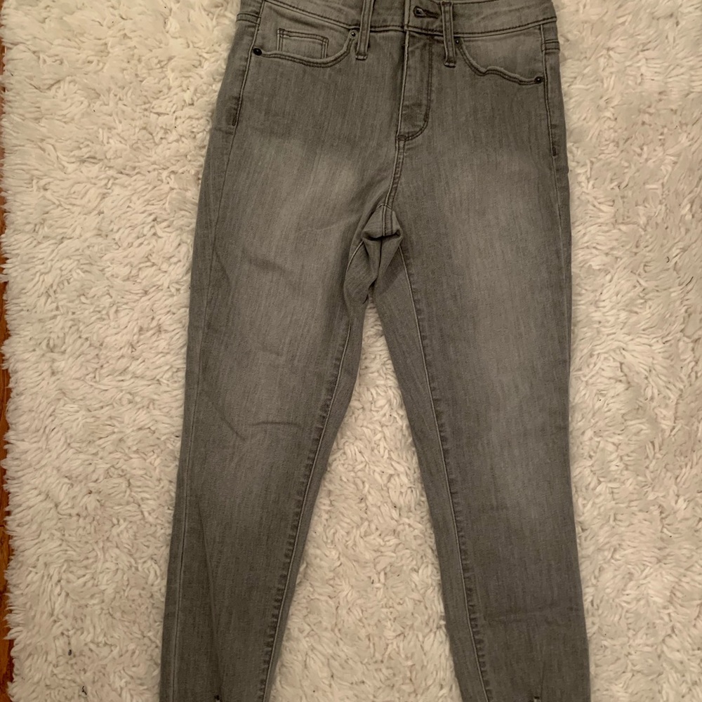 Universal Thread High ride skinny crop Jeans